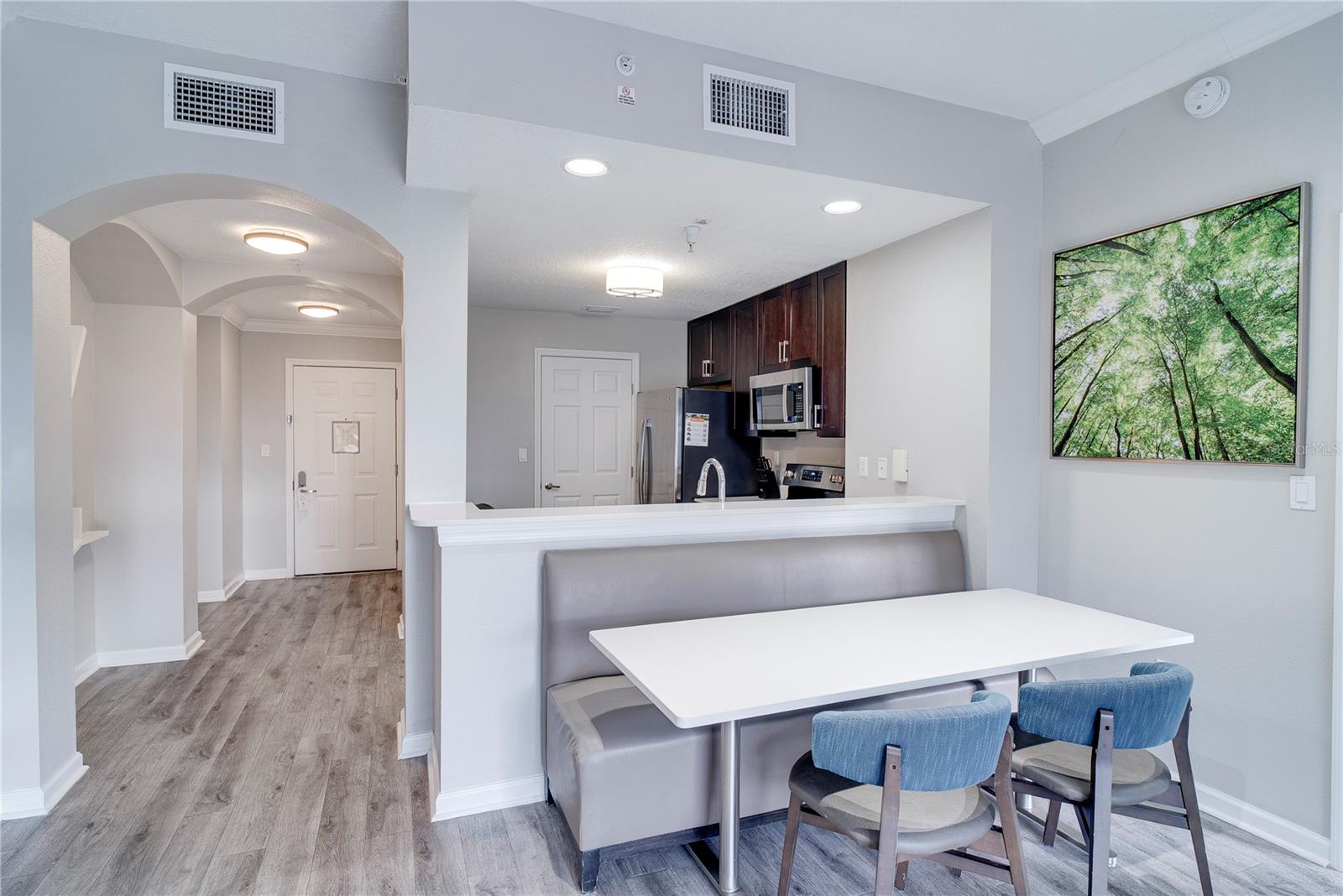 GROVE RESORT - Residential