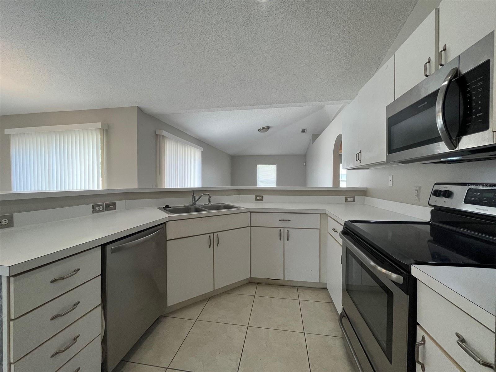 POINCIANA VILLAGE 02 NEIGHBORHOOD 01 - Residential Lease