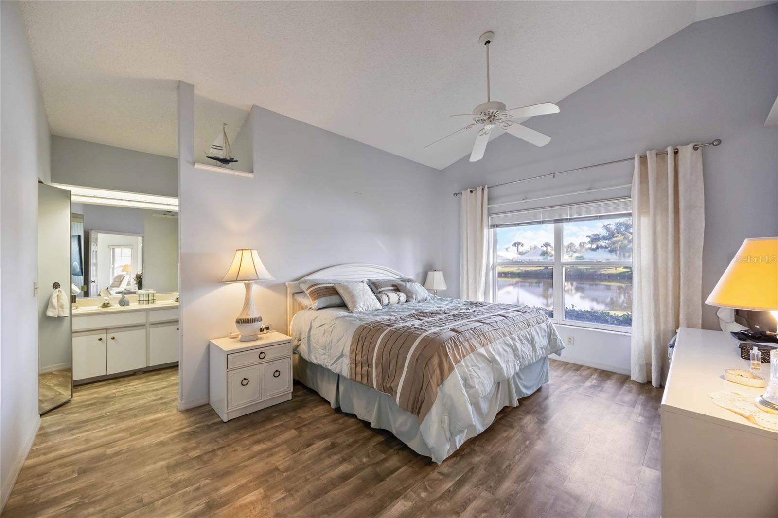 HARRINGTON LAKE - Residential