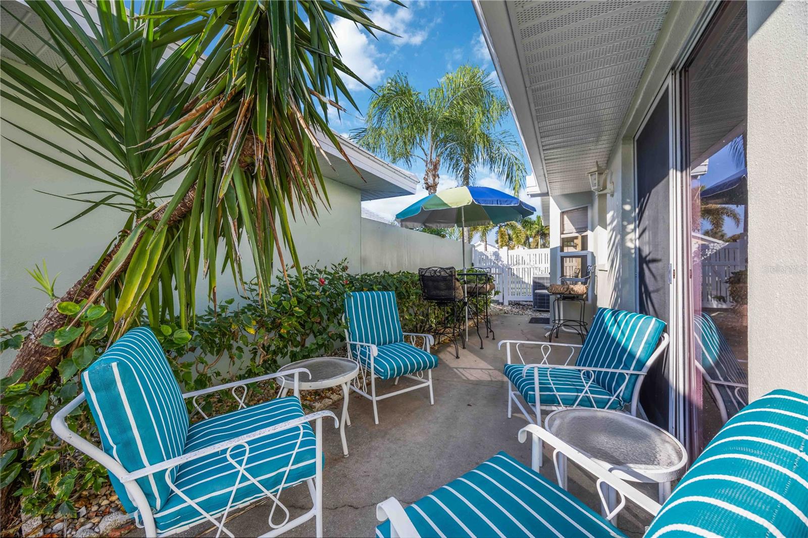 HARRINGTON LAKE - Residential