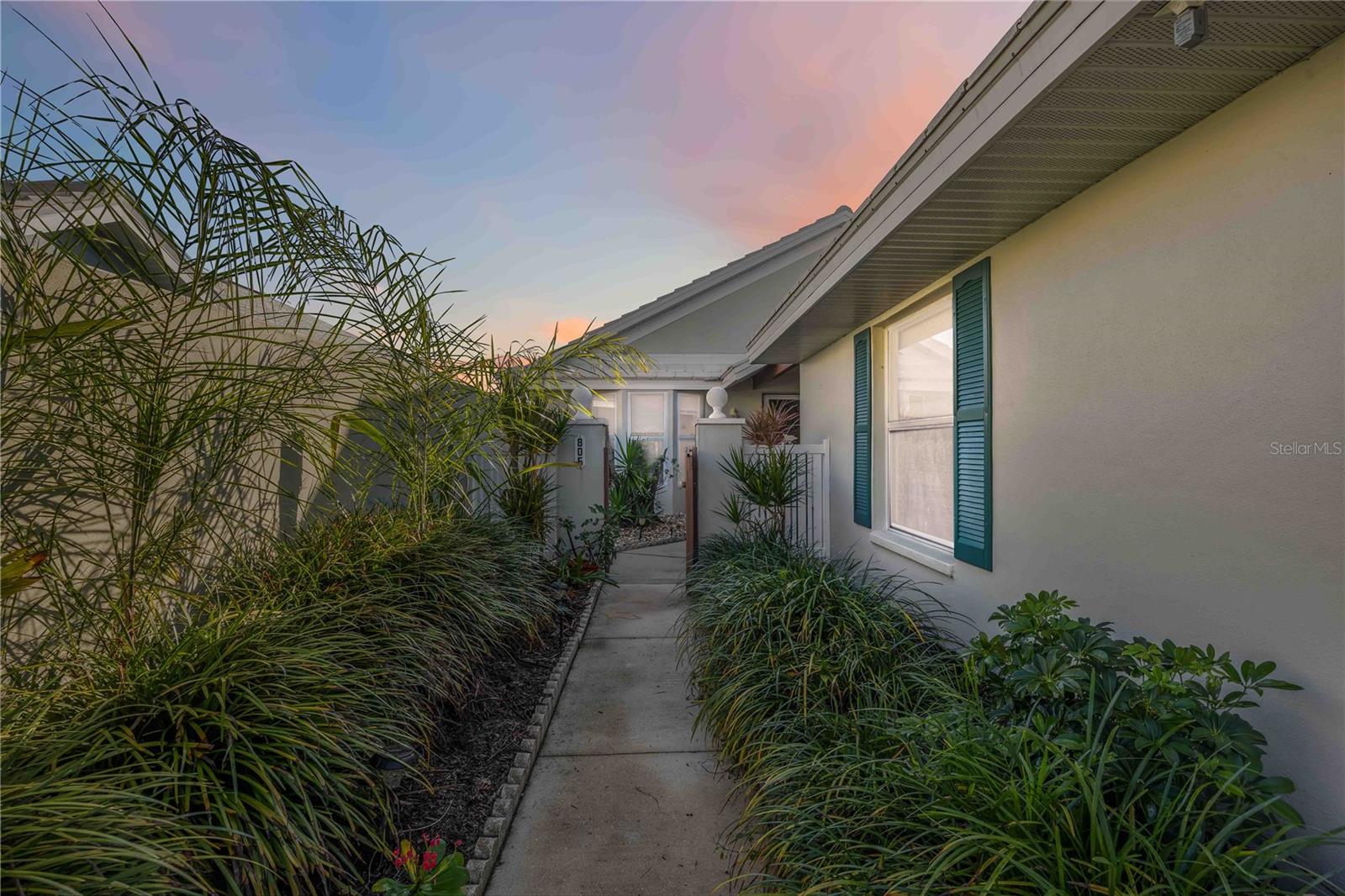 HARRINGTON LAKE - Residential