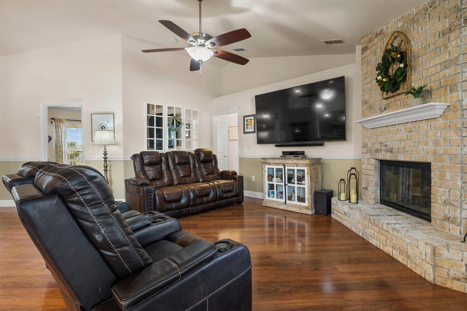 DOVES VIEW - Residential