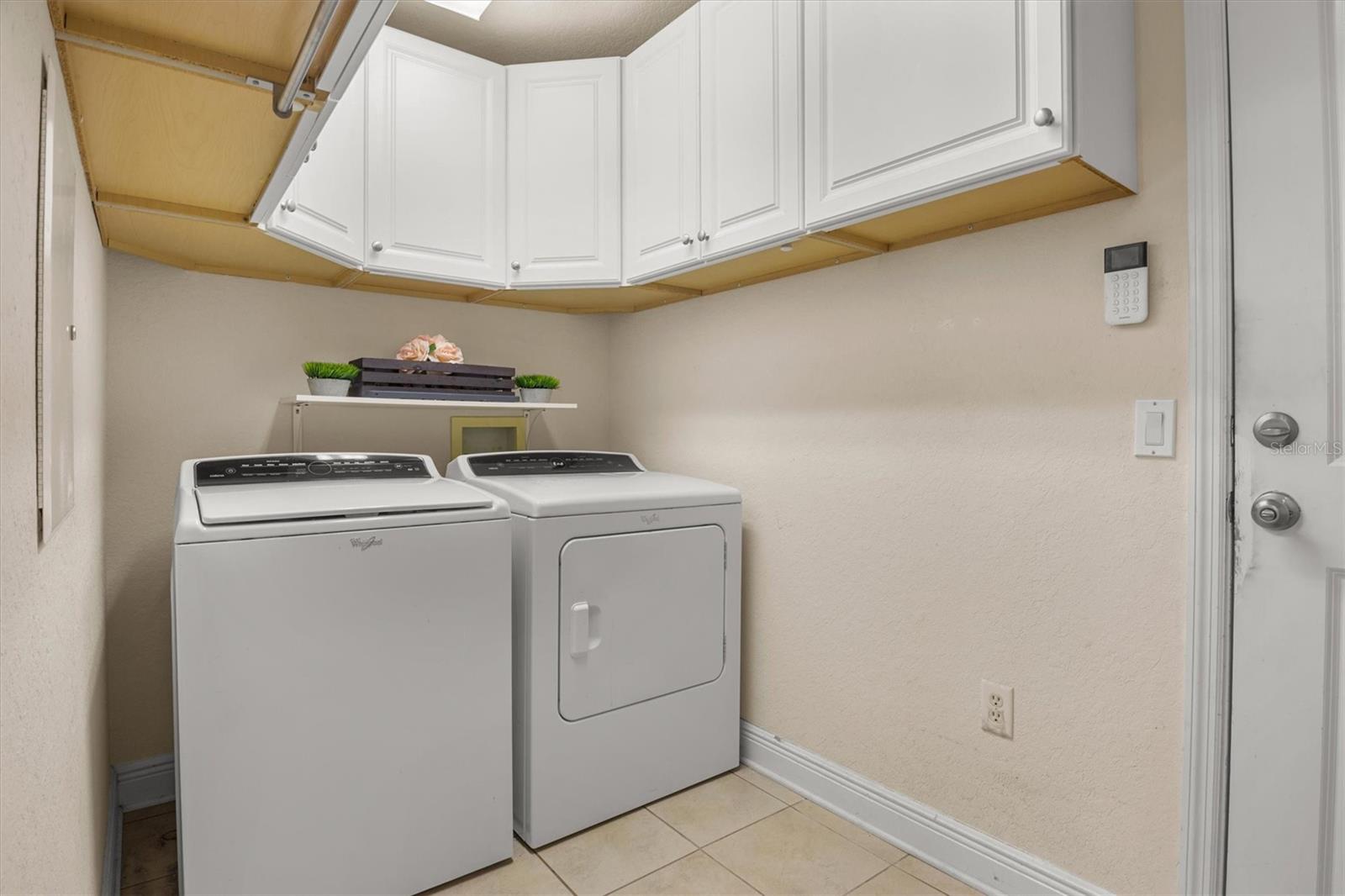 DOVES VIEW - Residential