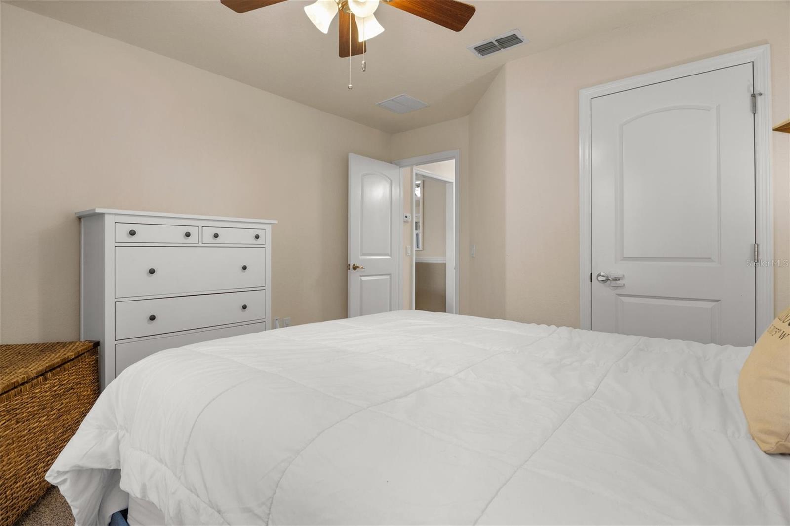 DOVES VIEW - Residential