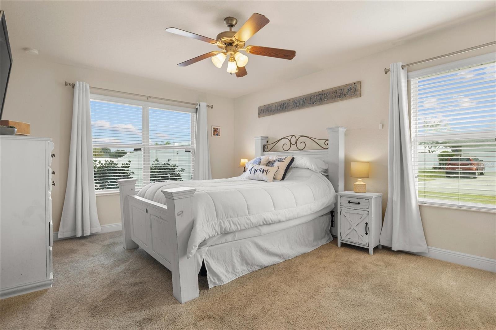 1585 DOVES VIEW CIRCLE