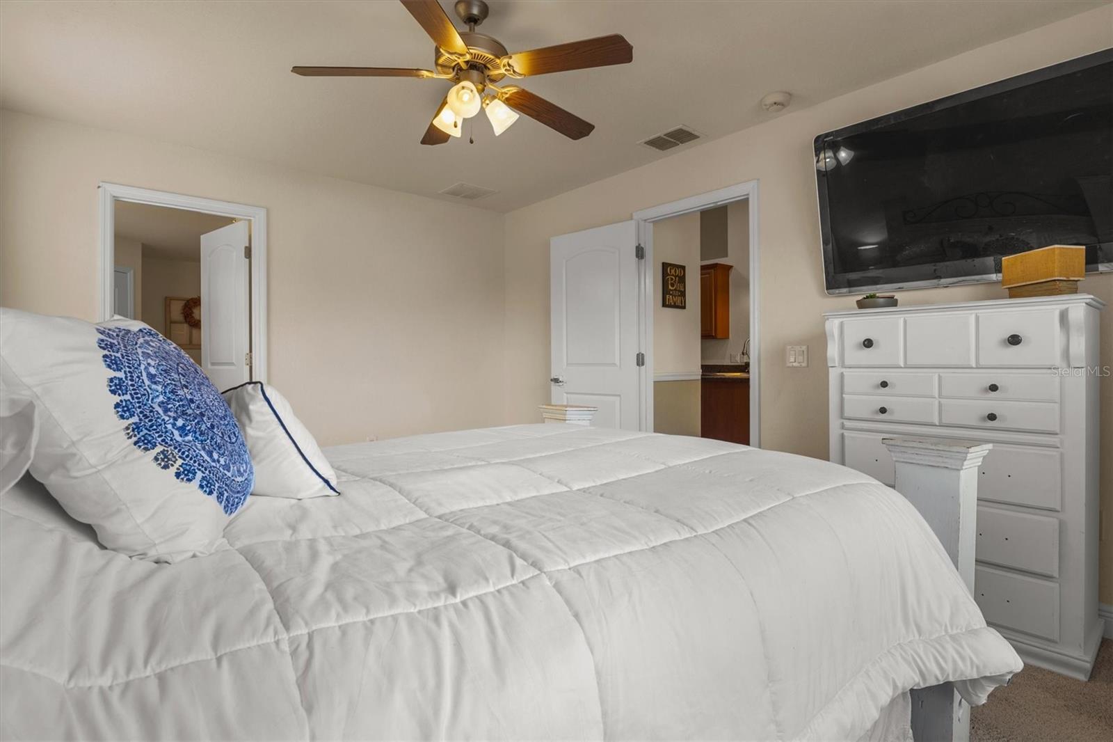 DOVES VIEW - Residential