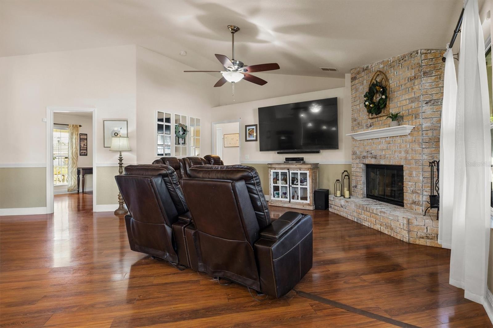 DOVES VIEW - Residential