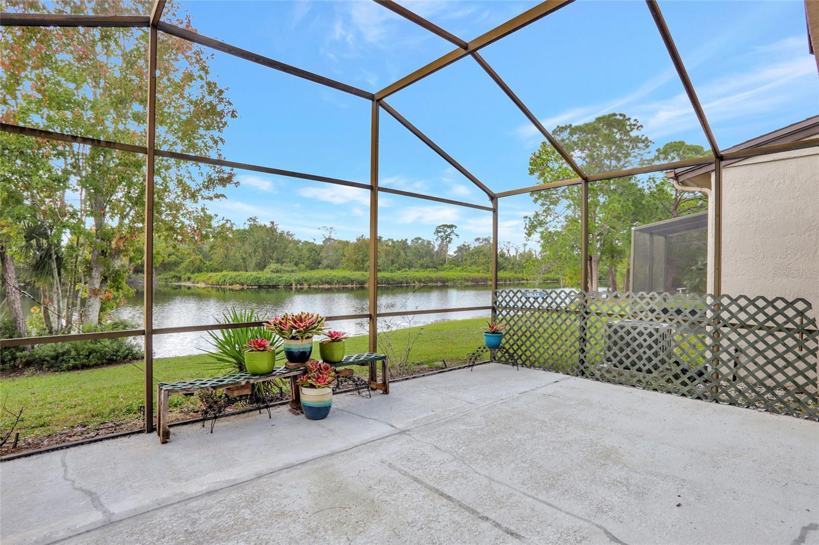 DEER RUN UNIT 25 - Residential