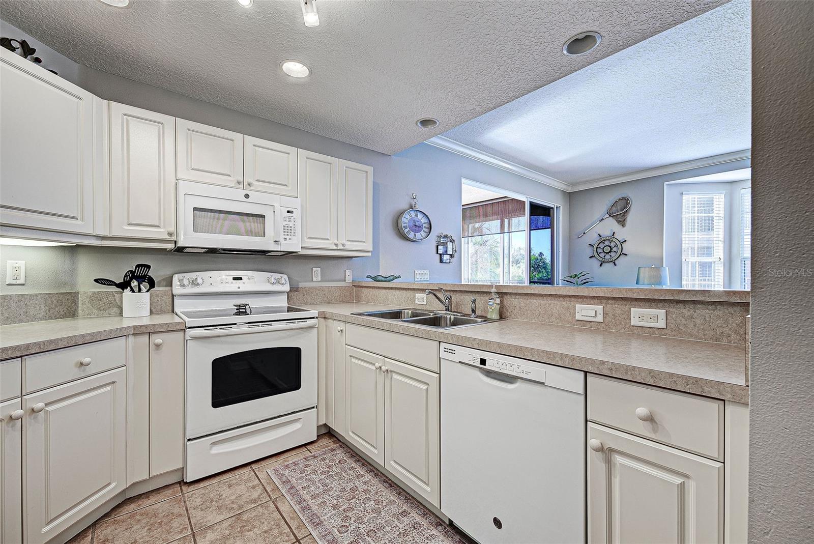 COURTYARDS AT GONDOLA PARK - Residential