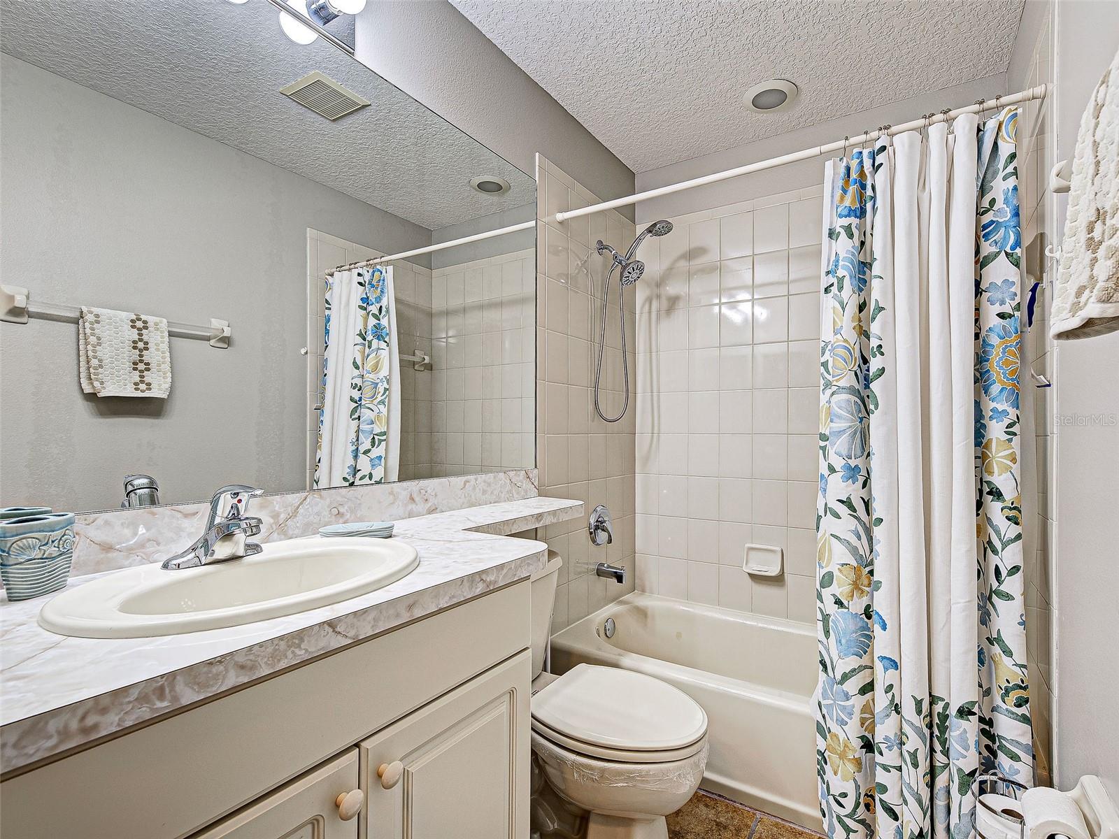 COURTYARDS AT GONDOLA PARK - Residential