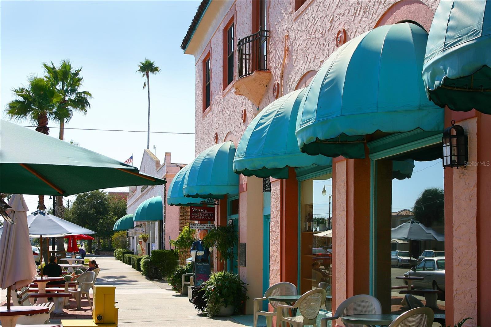 COURTYARDS AT GONDOLA PARK - Residential
