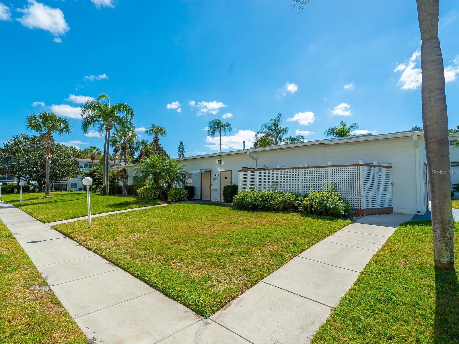 BAYSHORE GARDENS - Residential