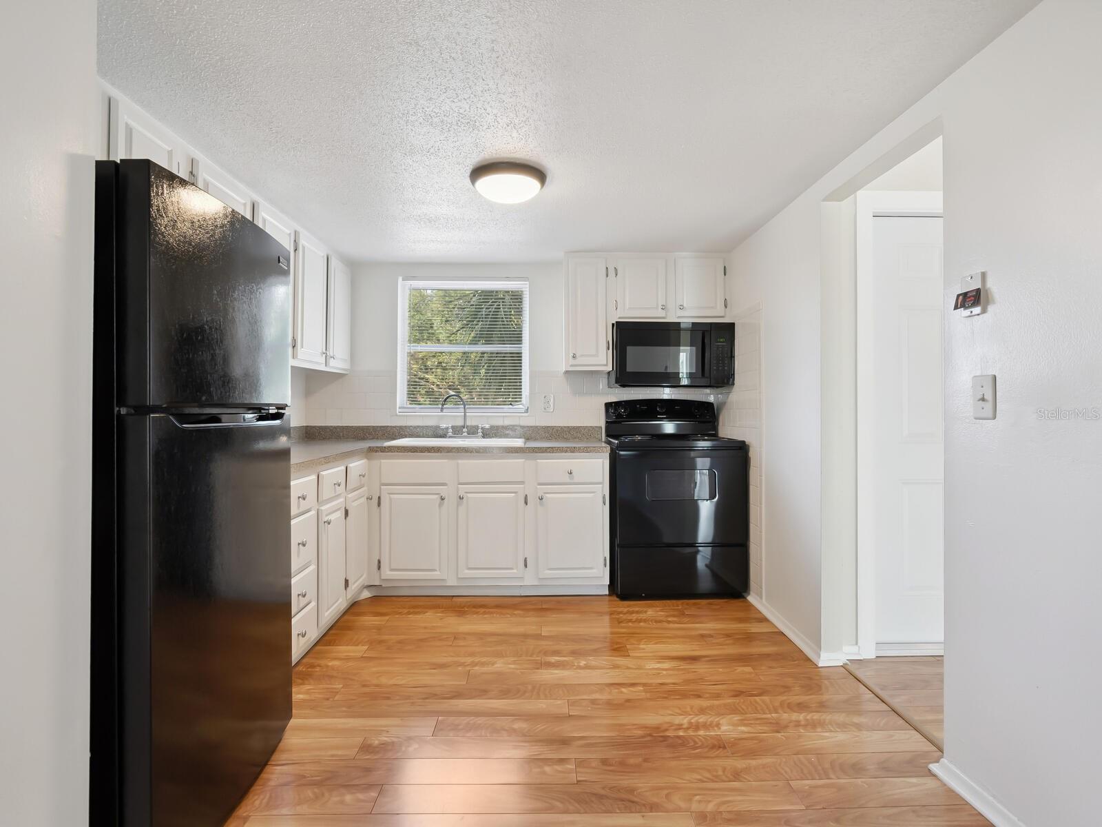 BAYSHORE GARDENS - Residential