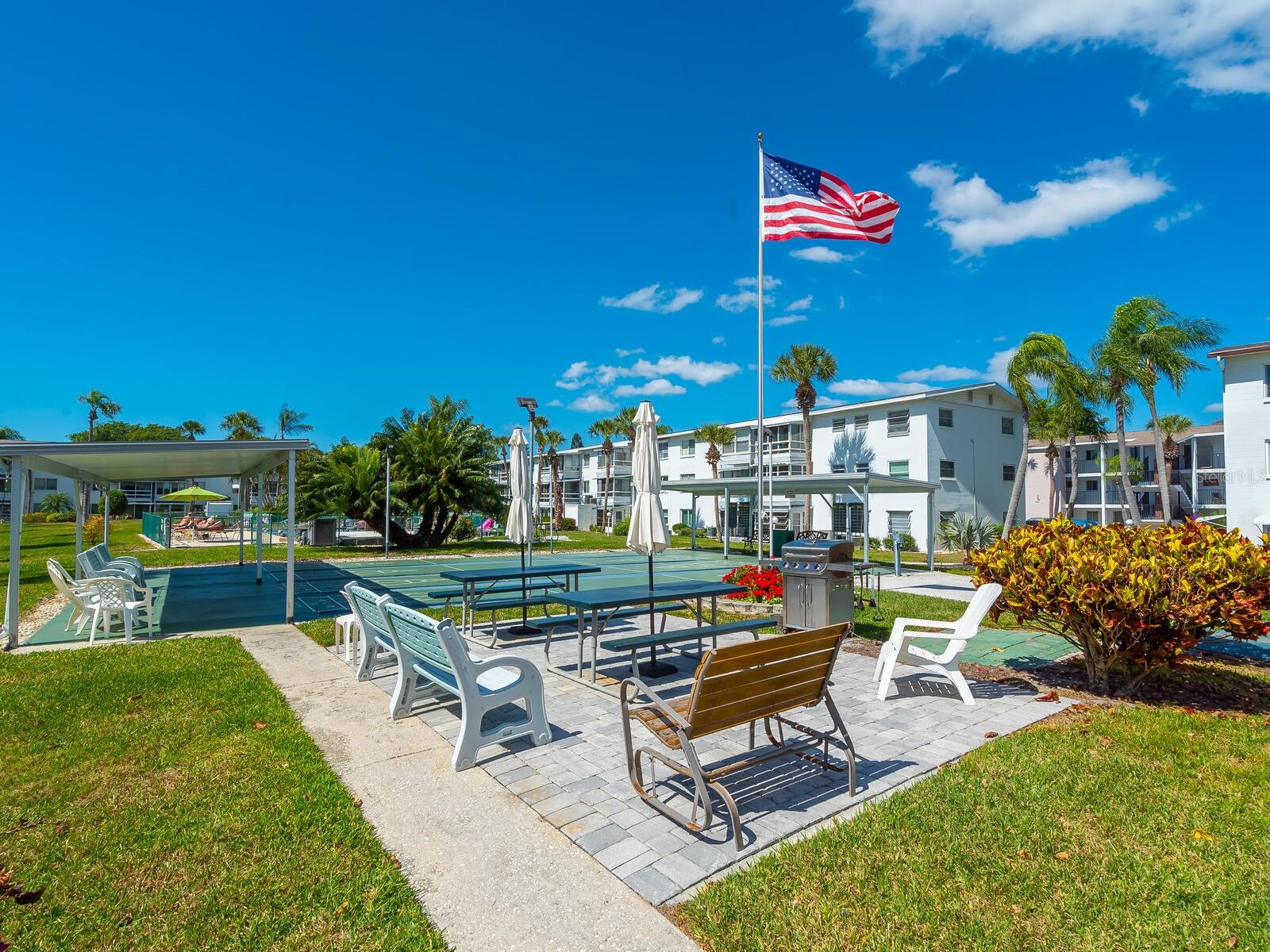 BAYSHORE GARDENS - Residential