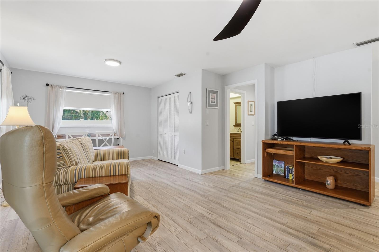 AMBERLEA UNIT 2 - Residential