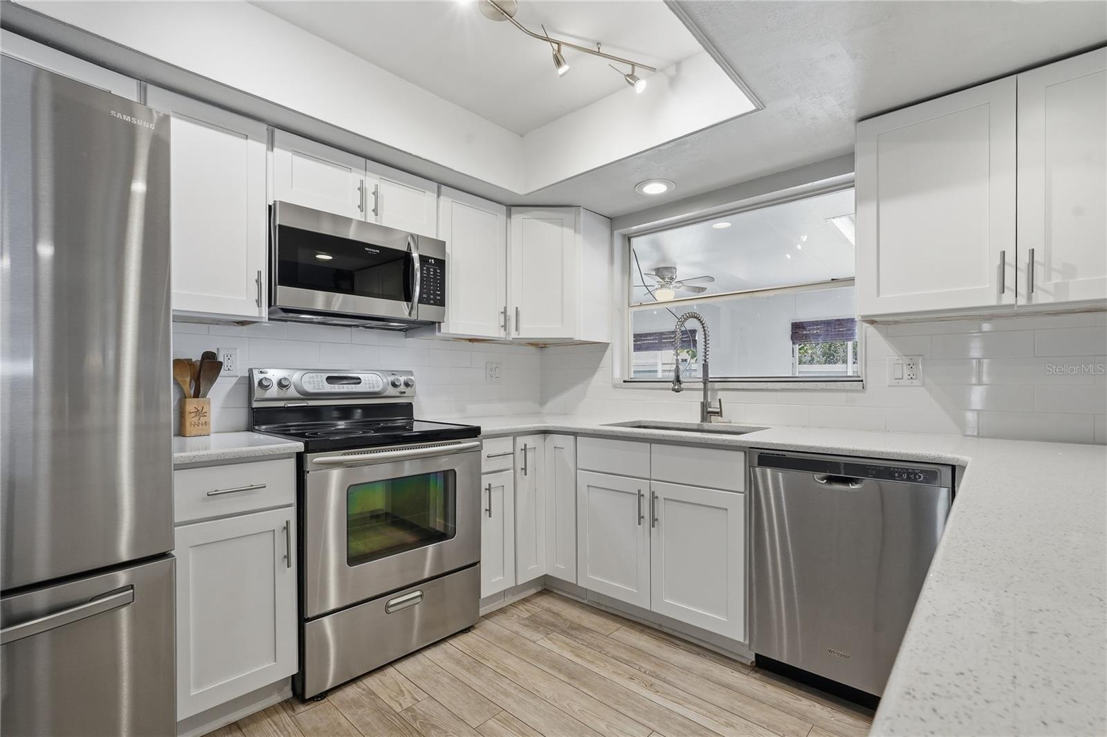 AMBERLEA UNIT 2 - Residential
