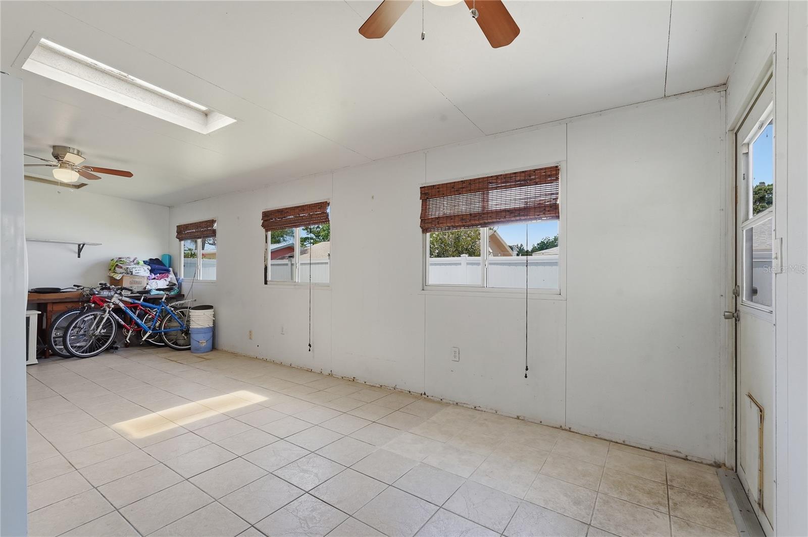 AMBERLEA UNIT 2 - Residential