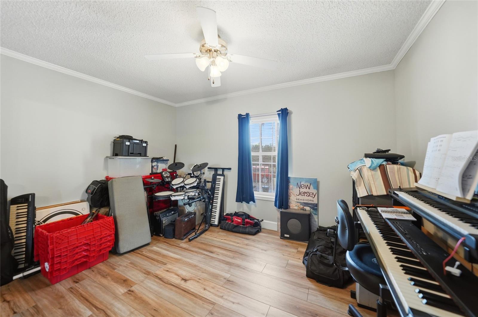 EAGLE POINT MHP - Residential