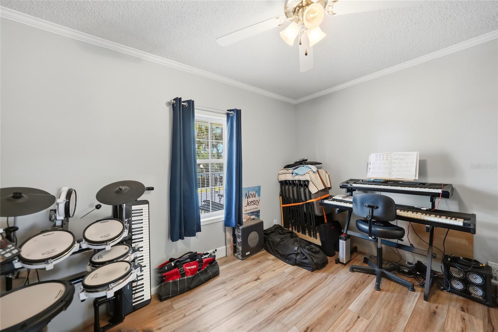 EAGLE POINT MHP - Residential