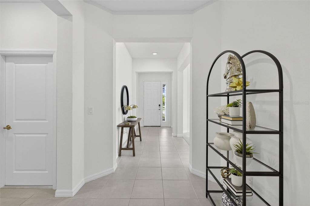 Photo of 10171 Milky Way Circle, Sarasota, FL 34241 (MLS # A4662127)