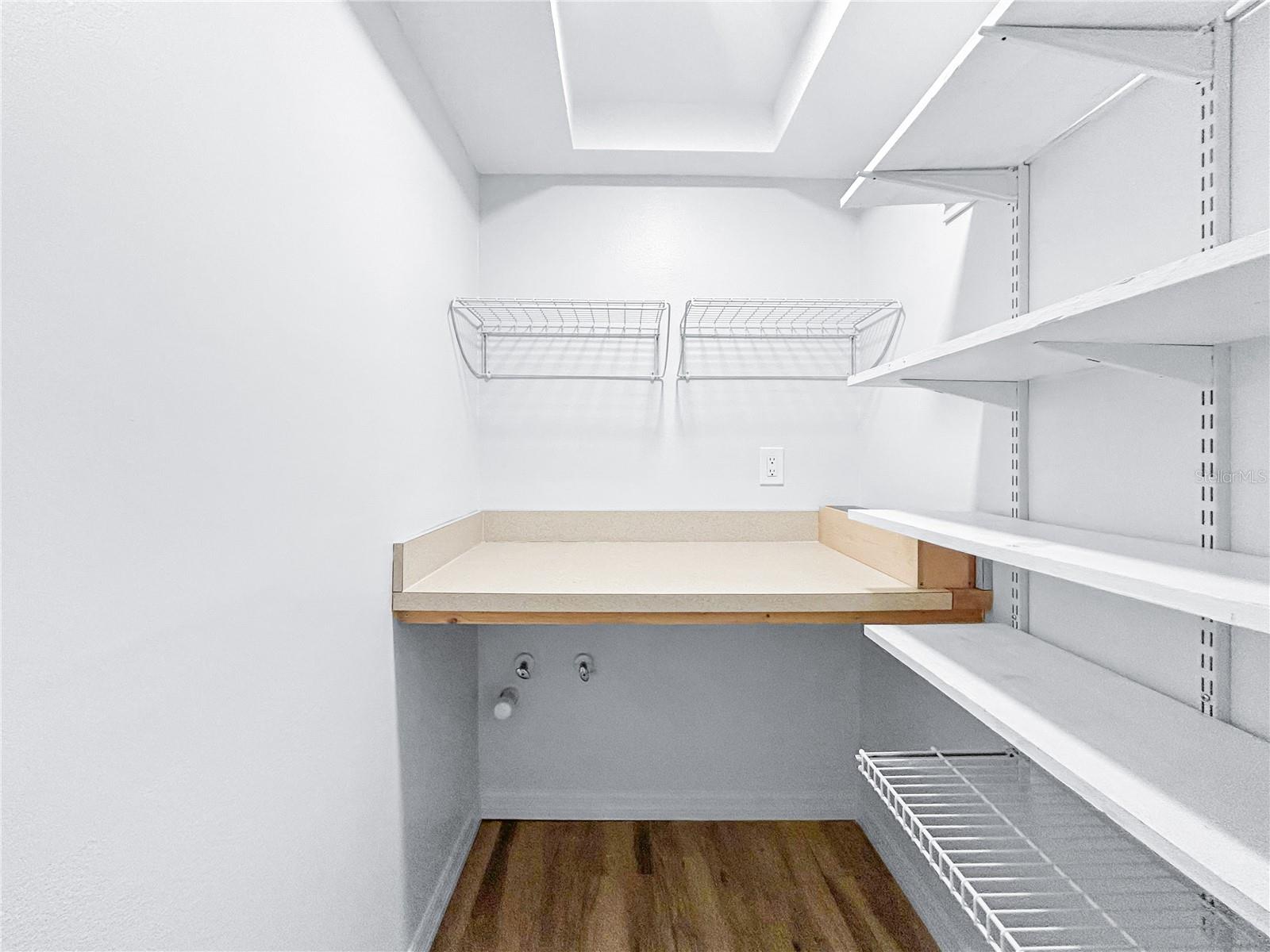 DEL WEBBS SUN CITY FLORIDA UN - Residential