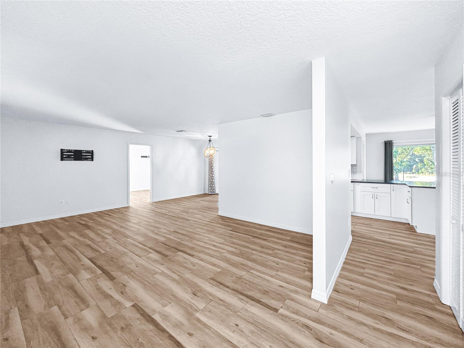 DEL WEBBS SUN CITY FLORIDA UN - Residential