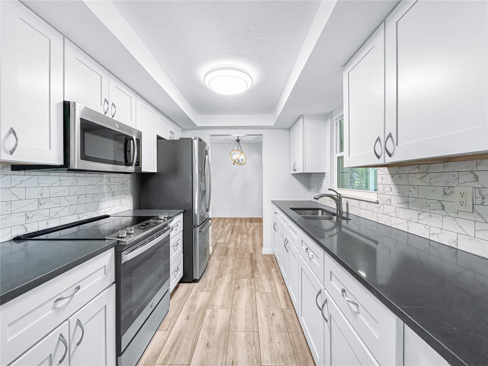 DEL WEBBS SUN CITY FLORIDA UN - Residential