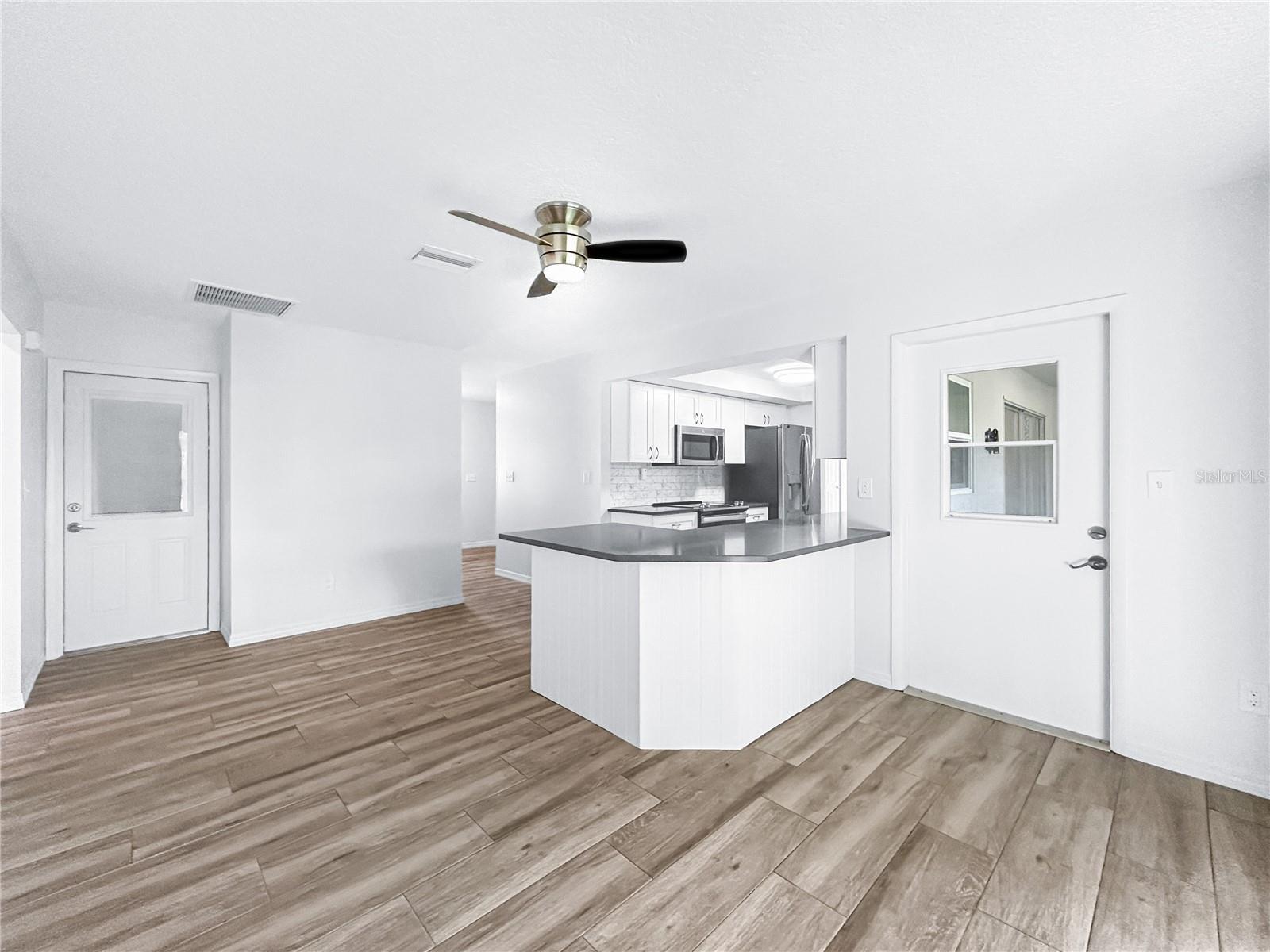 DEL WEBBS SUN CITY FLORIDA UN - Residential