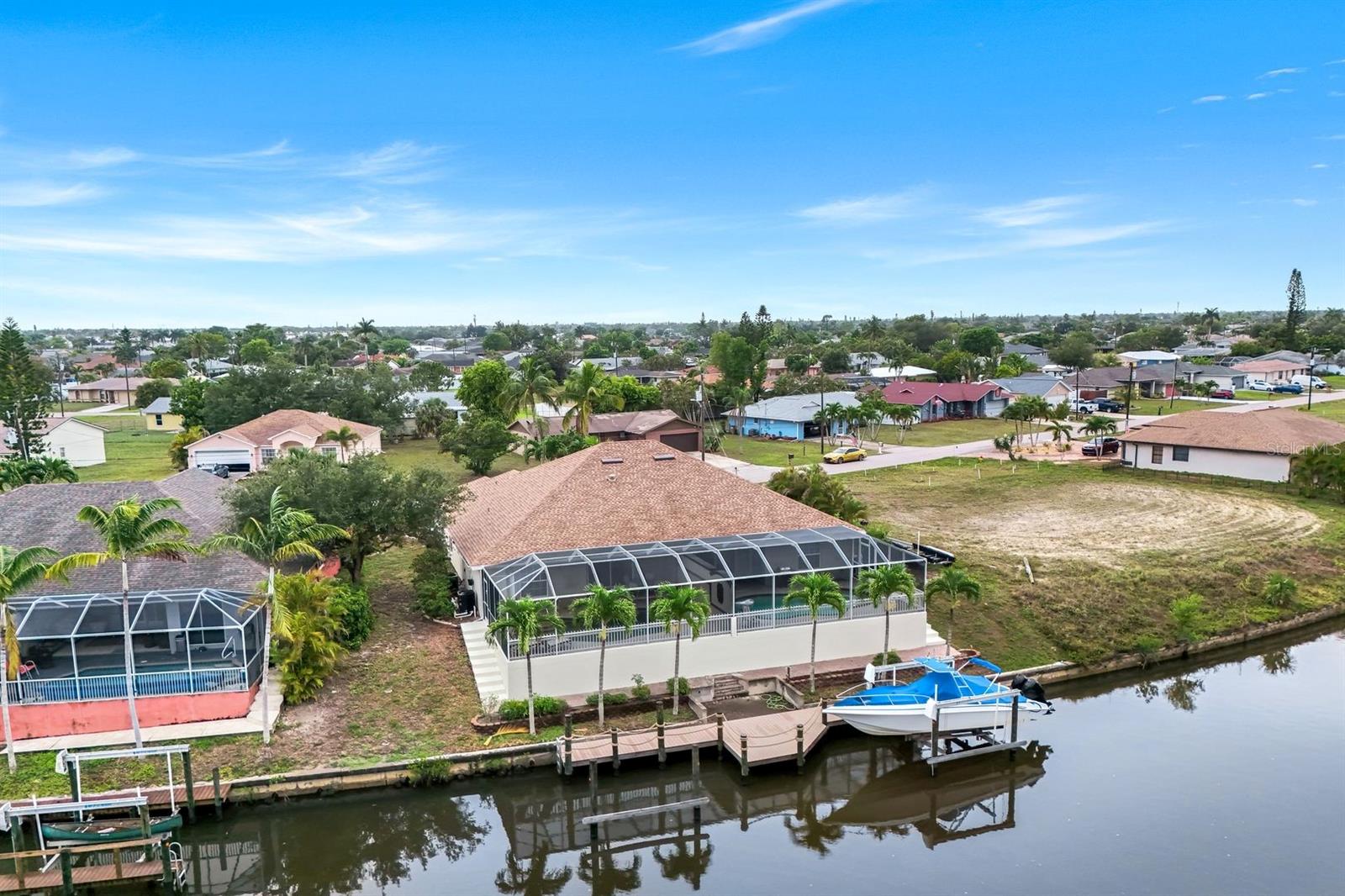 CAPE CORAL - Residential