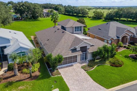 Photo of 5789 Bounty Circle, Tavares, FL 32778 (MLS # G5101734)
