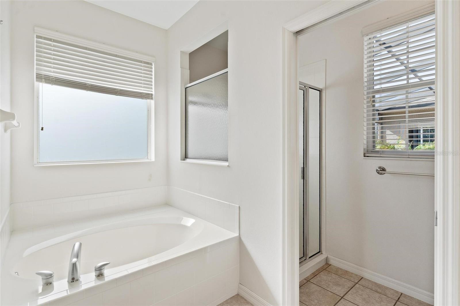 ROYAL HARBOR - Residential