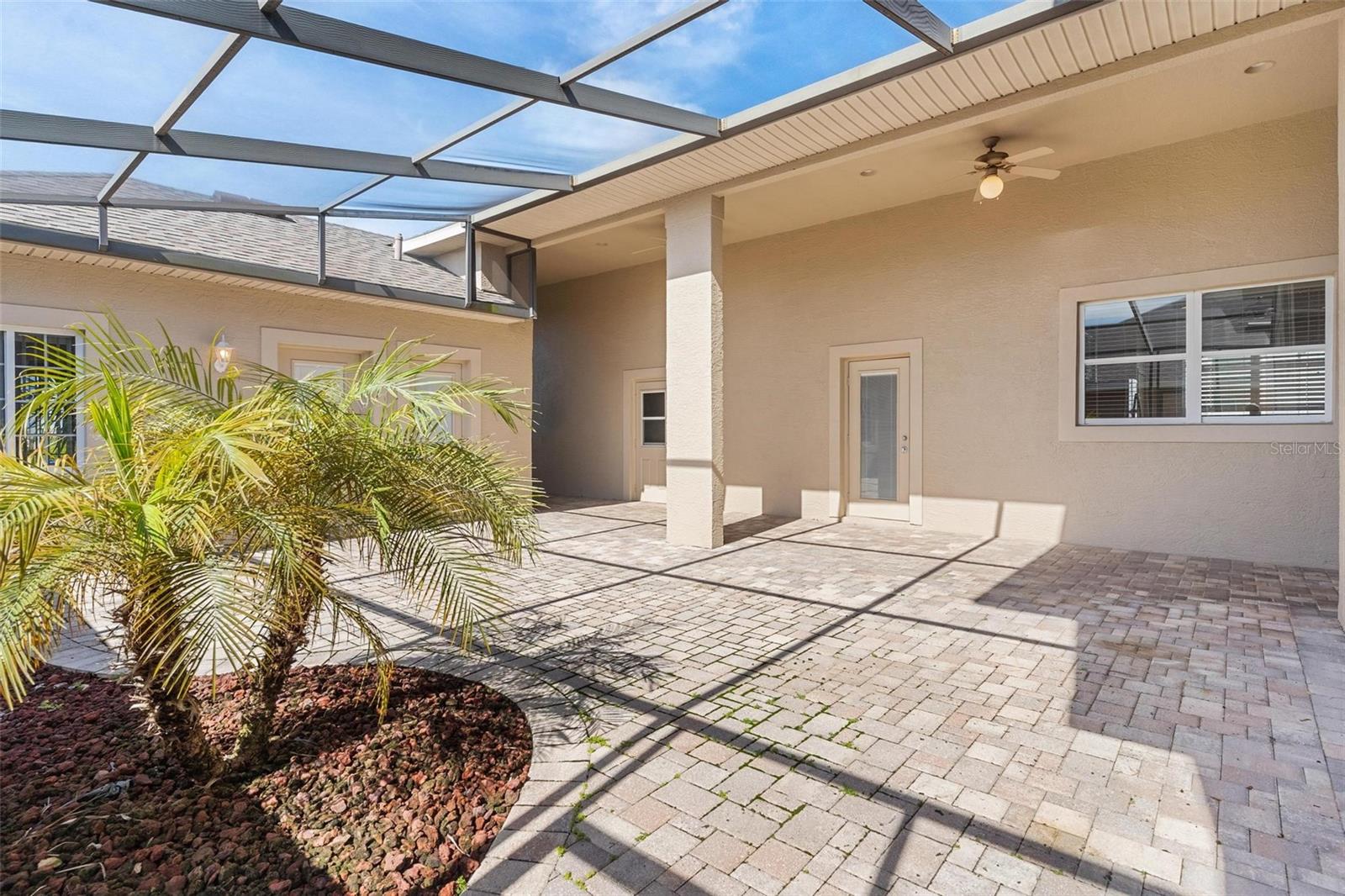 ROYAL HARBOR - Residential