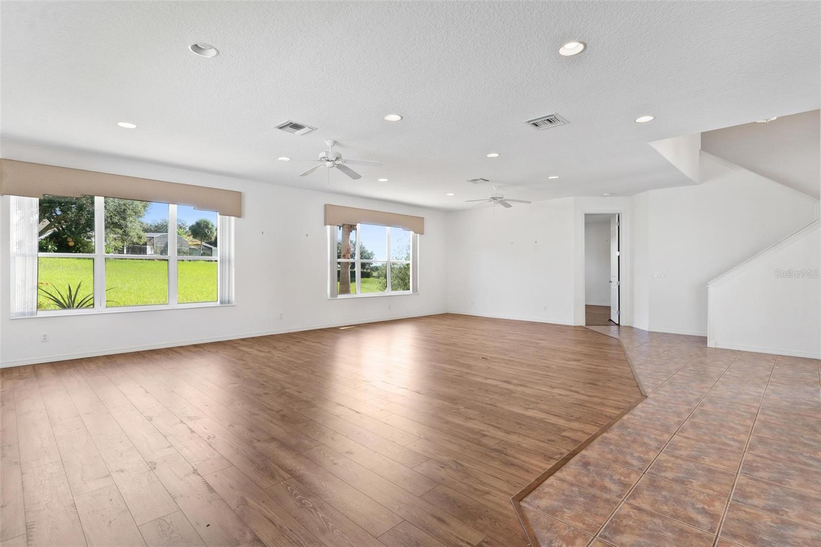 ROYAL HARBOR - Residential