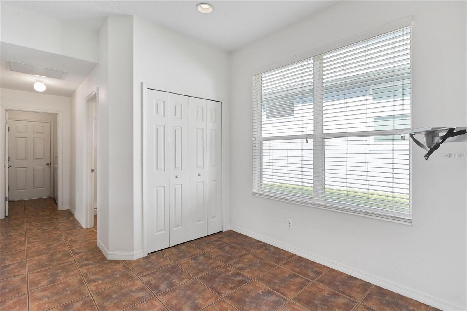 ROYAL HARBOR - Residential