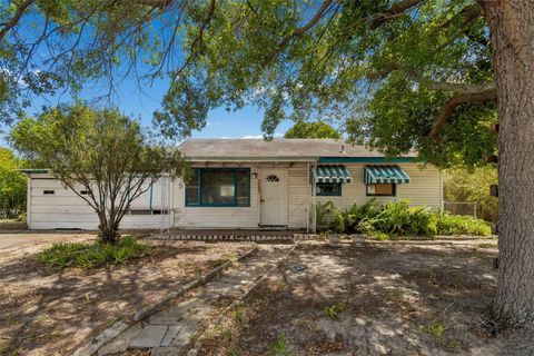 Photo of 5262 5th Avenue N, St Petersburg, FL 33710 (MLS # TB8496254)