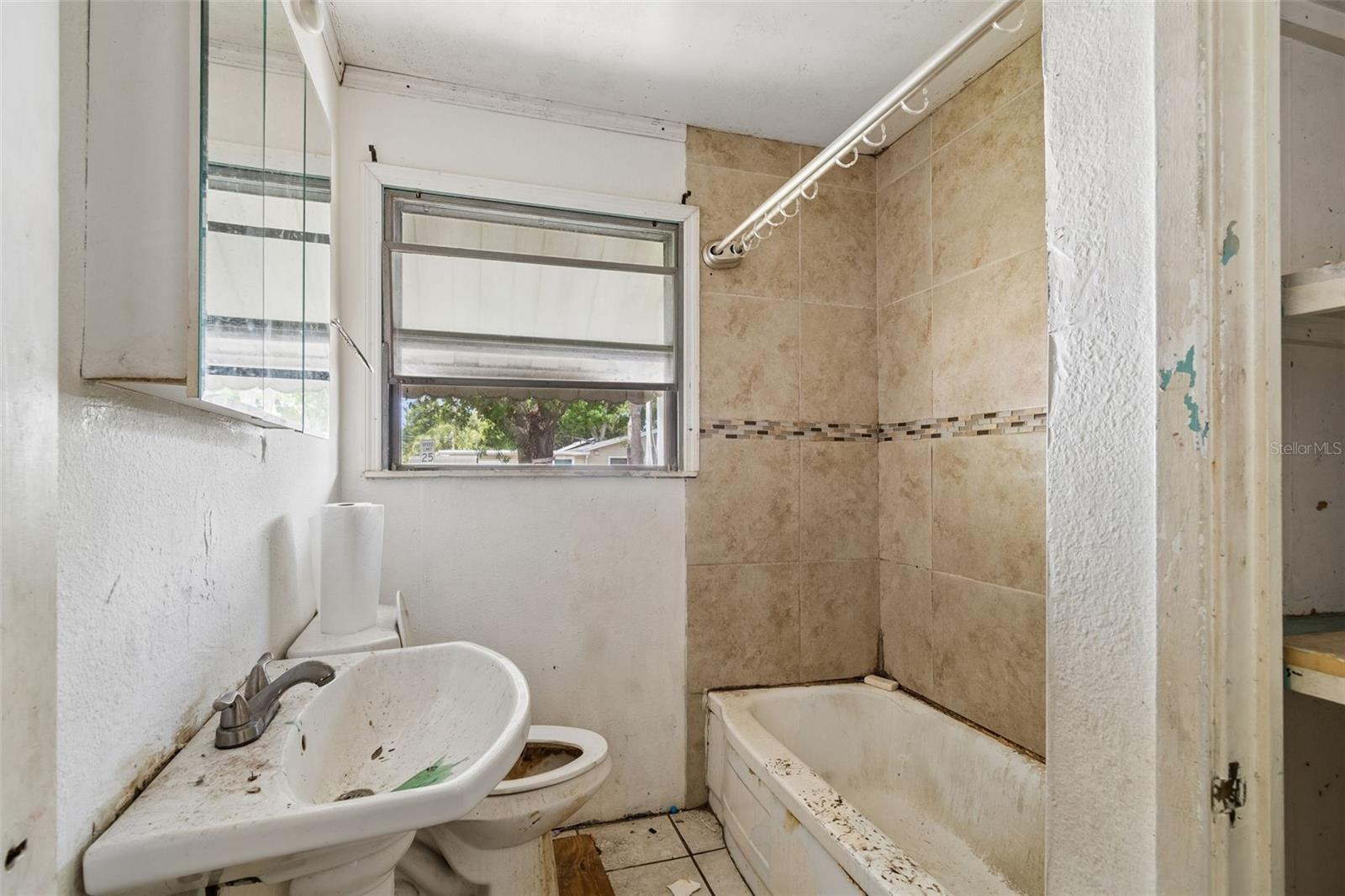 HARVEYS ADD TO OAK RIDGE - Residential