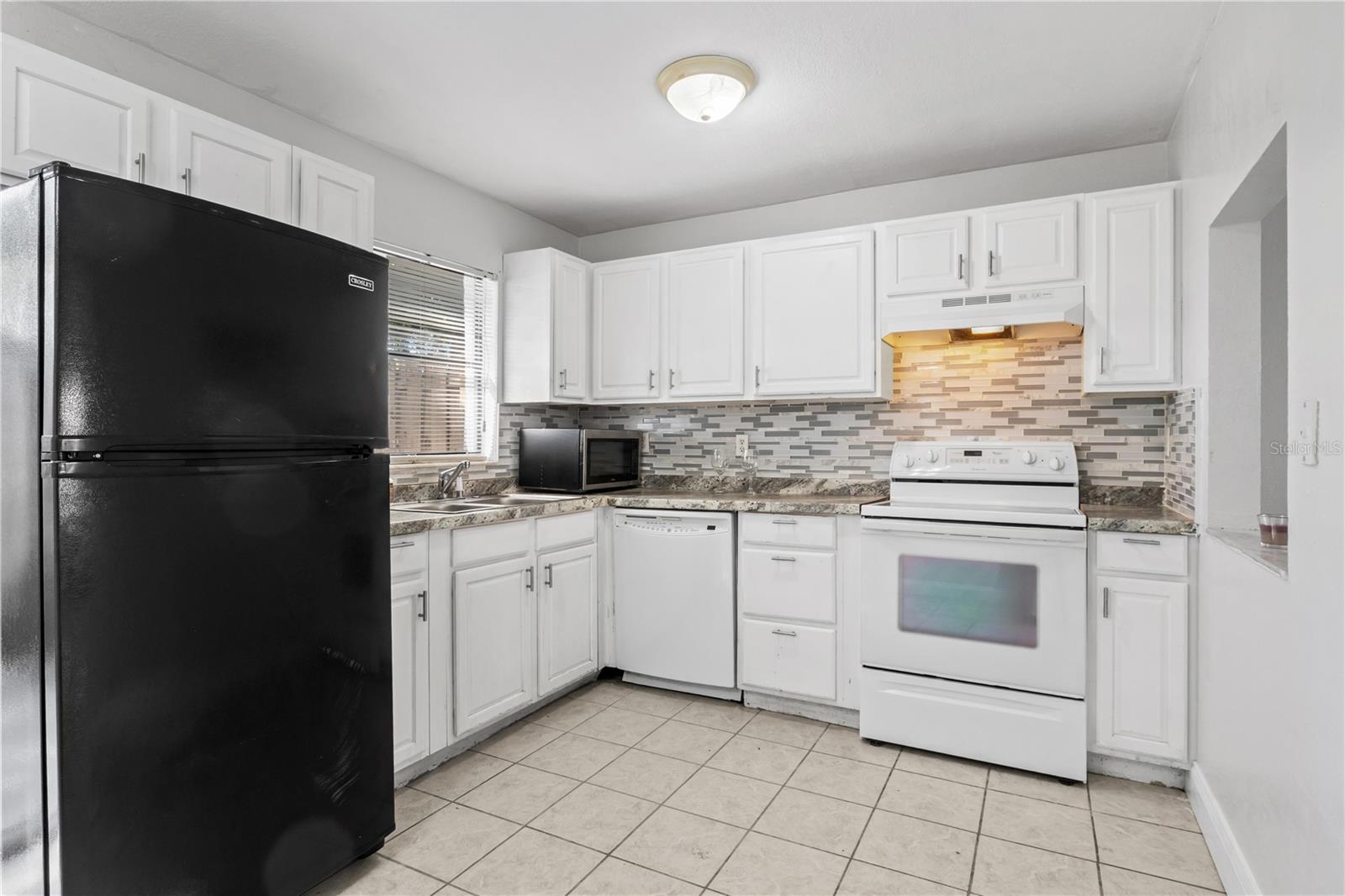 CANALVIEW PLACE CONDO BLDGS A-J - Residential