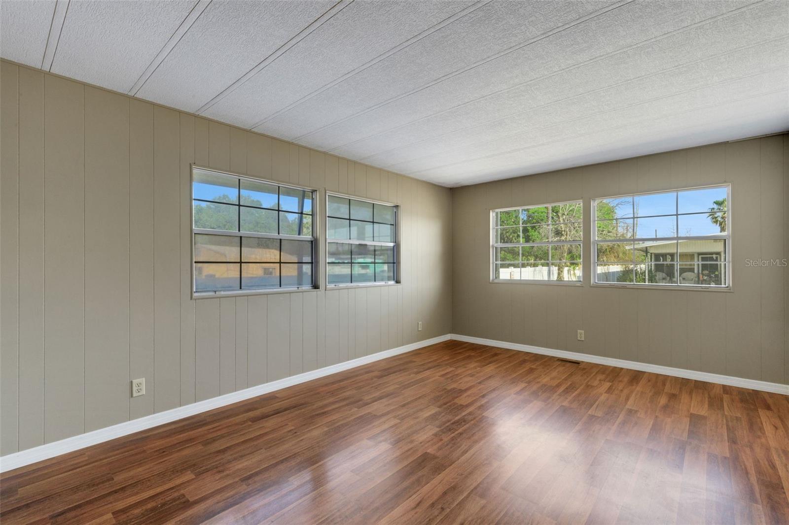 SKYVIEW ESTATES - Residential