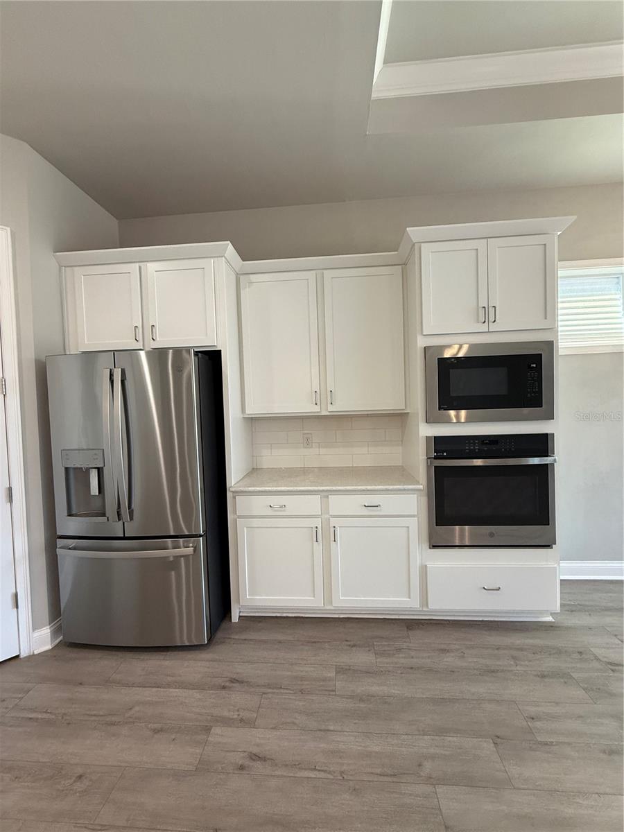 OAKMONT PH 4 PB 36 PG 83 - Residential Lease