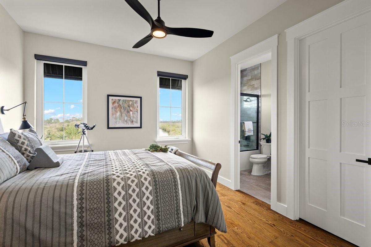 SEASIDE LNDGS - Residential