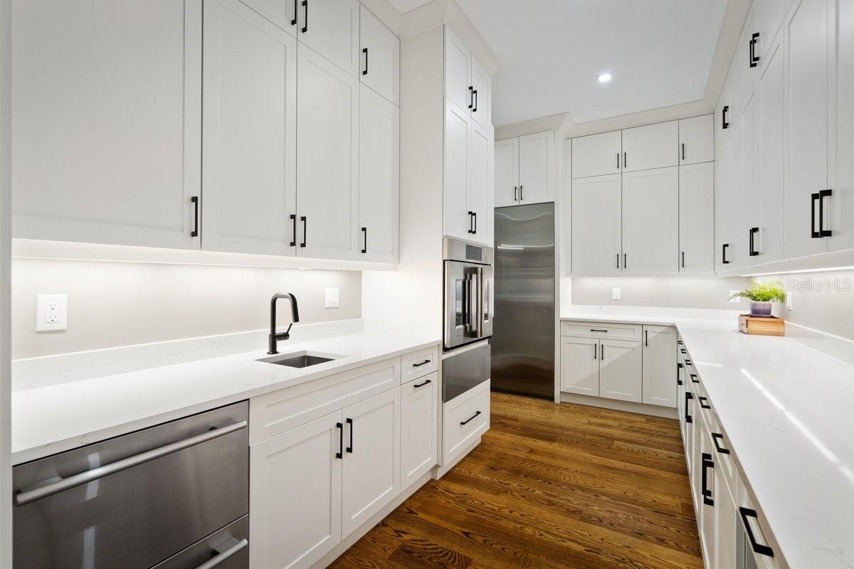 SEASIDE LNDGS - Residential