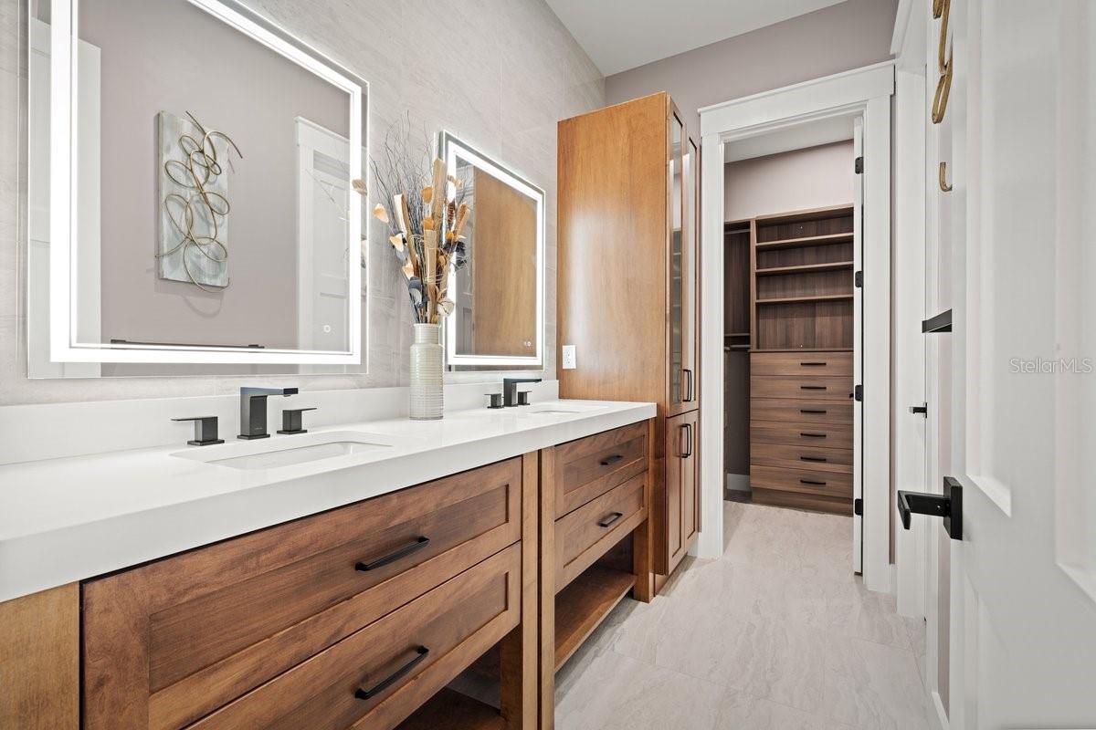 SEASIDE LNDGS - Residential