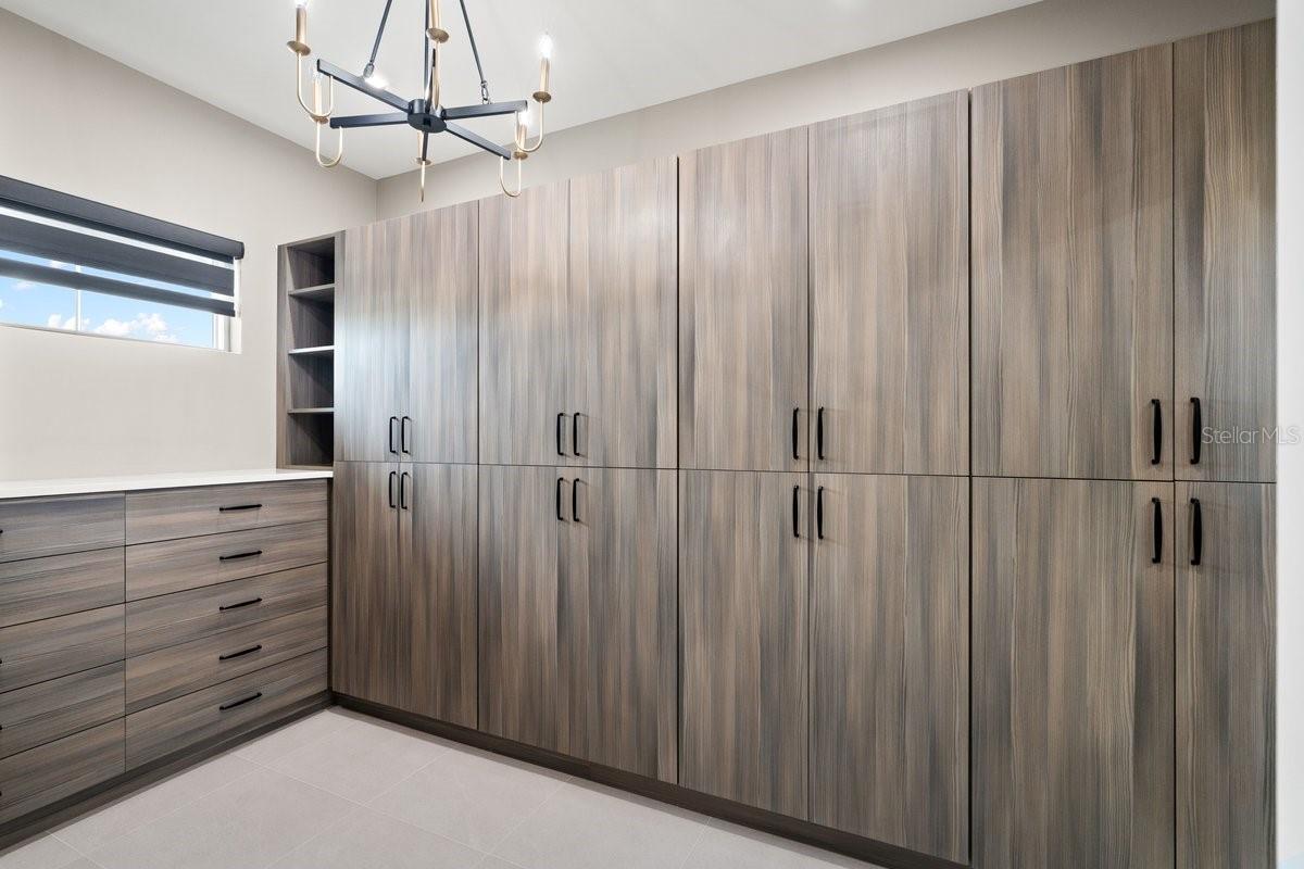 SEASIDE LNDGS - Residential