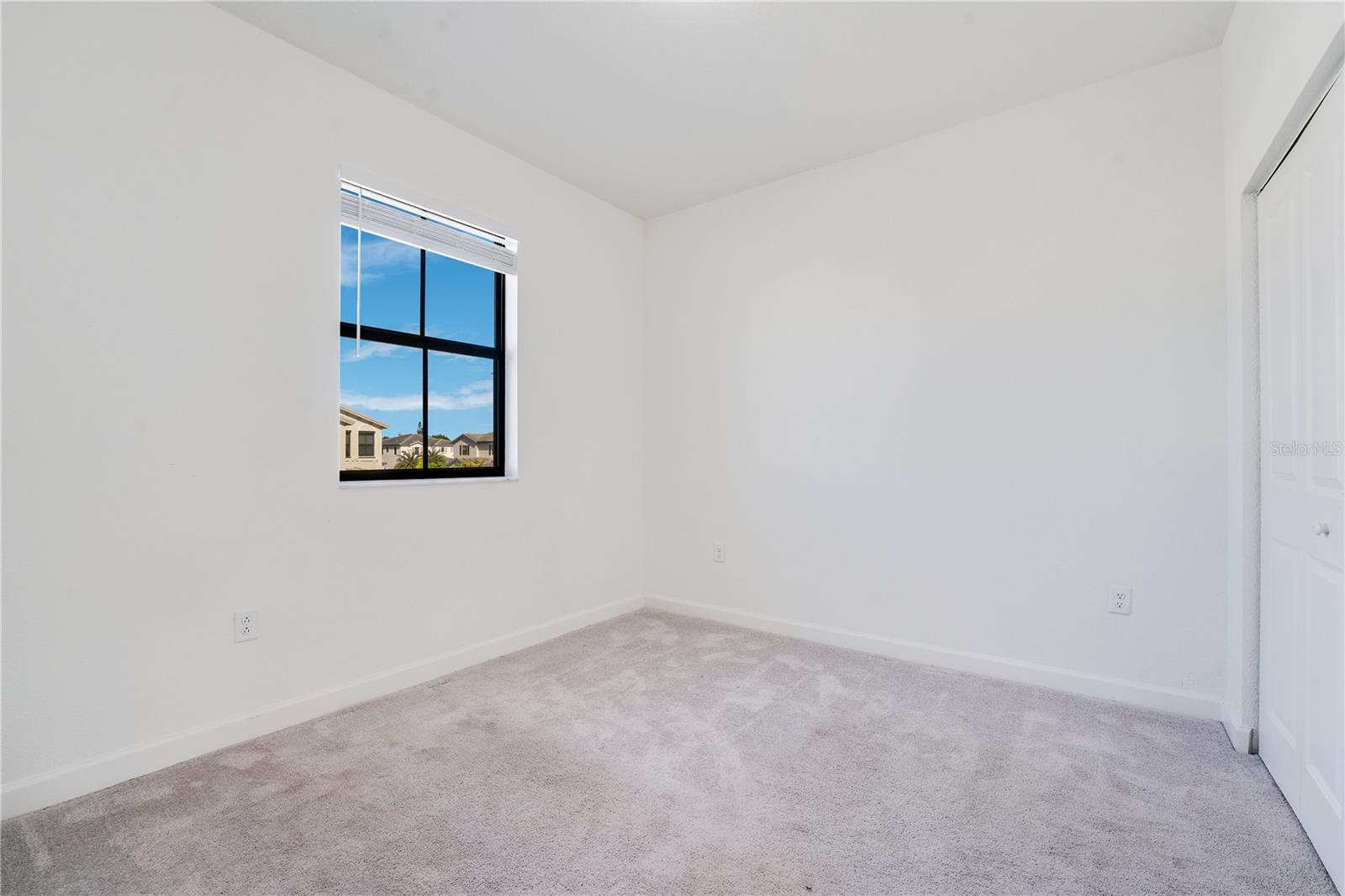 PINE ISLE - Residential