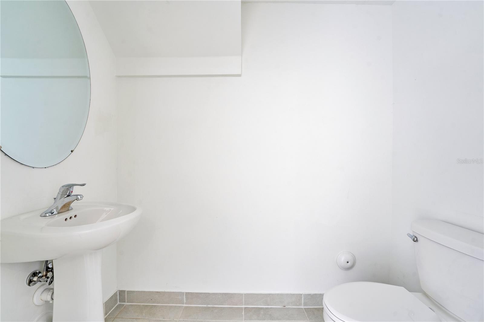 PINE ISLE - Residential