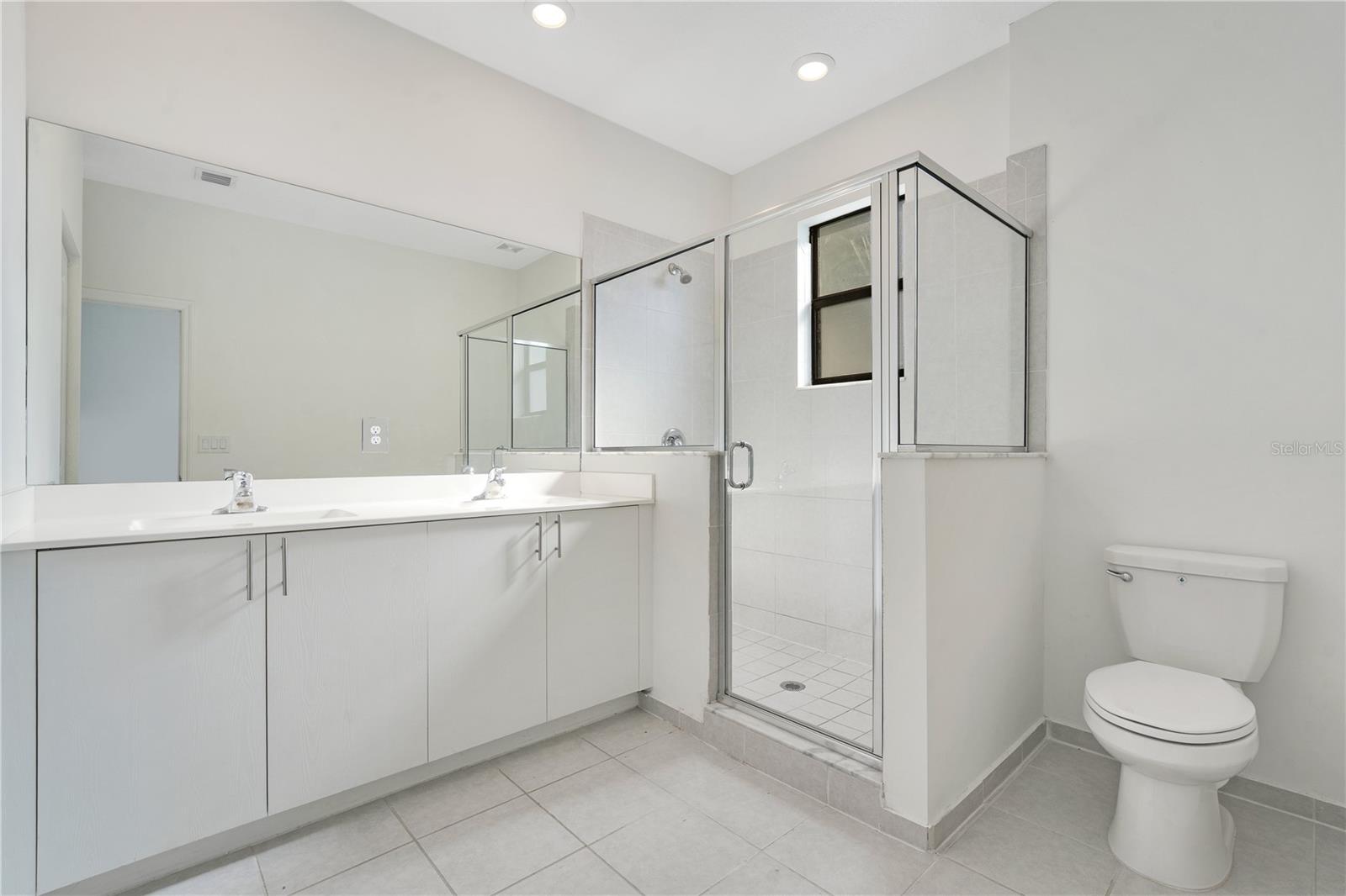 PINE ISLE - Residential