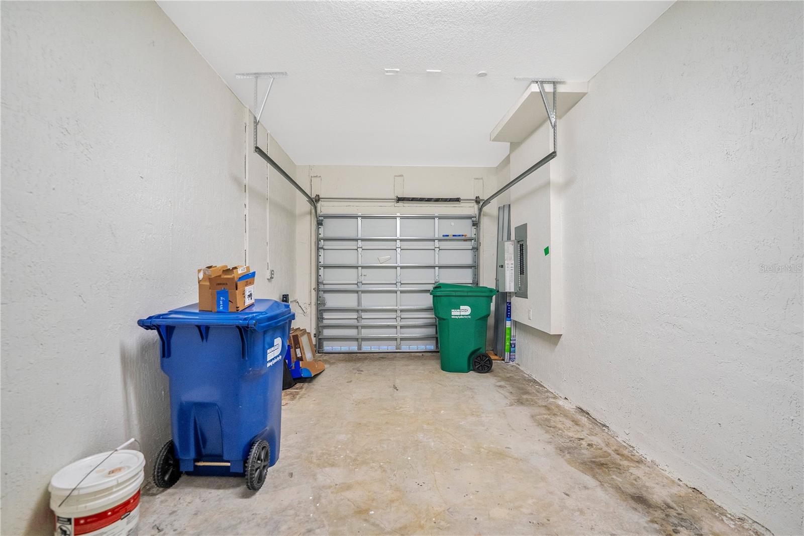 PINE ISLE - Residential