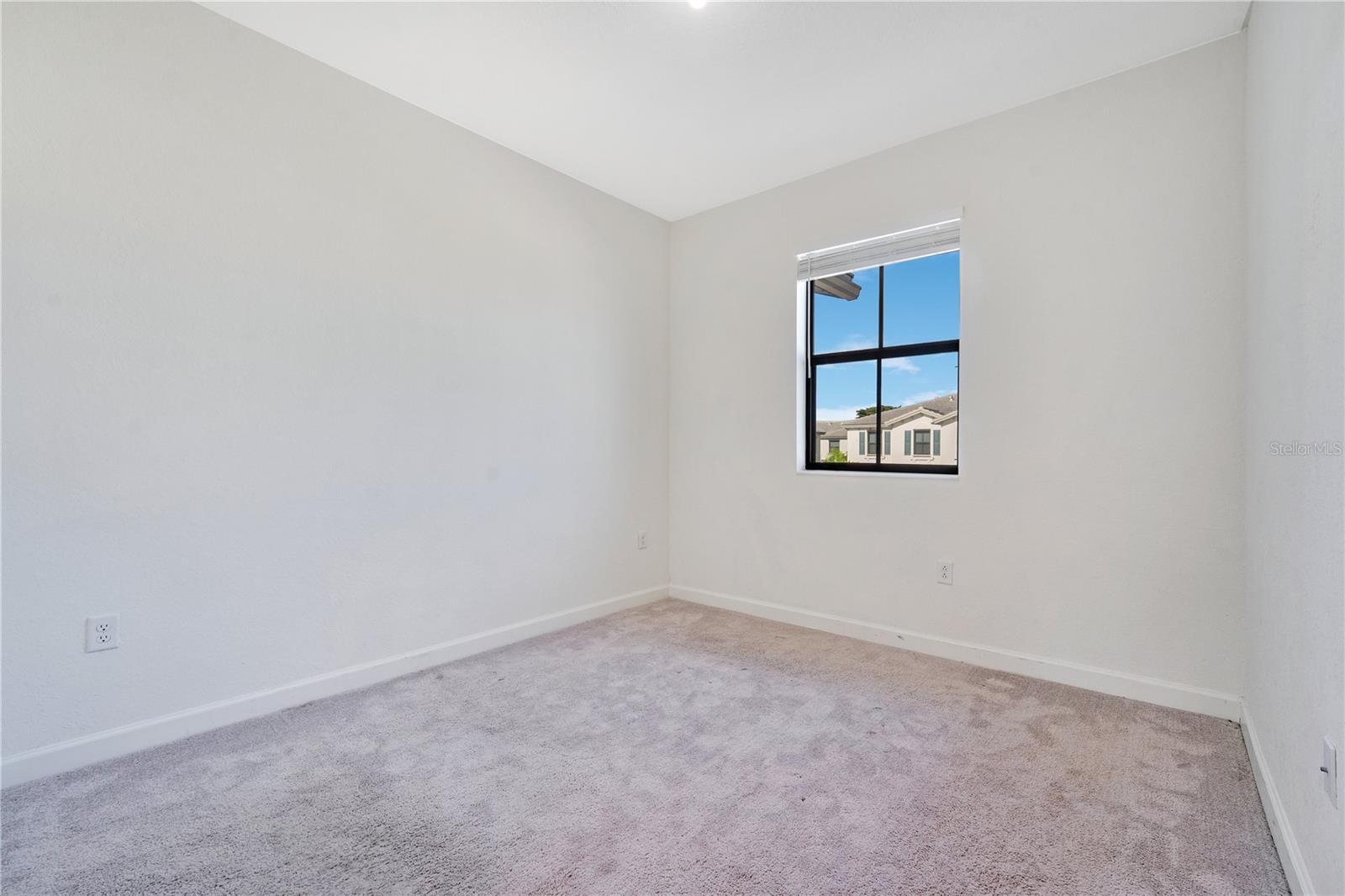 PINE ISLE - Residential