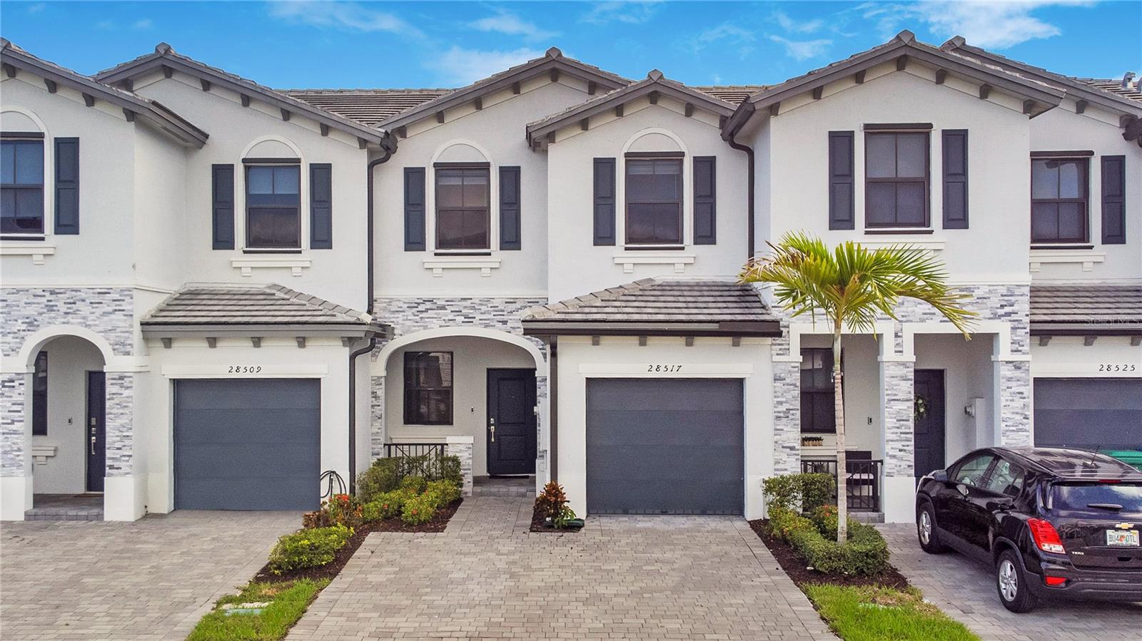 PINE ISLE - Residential