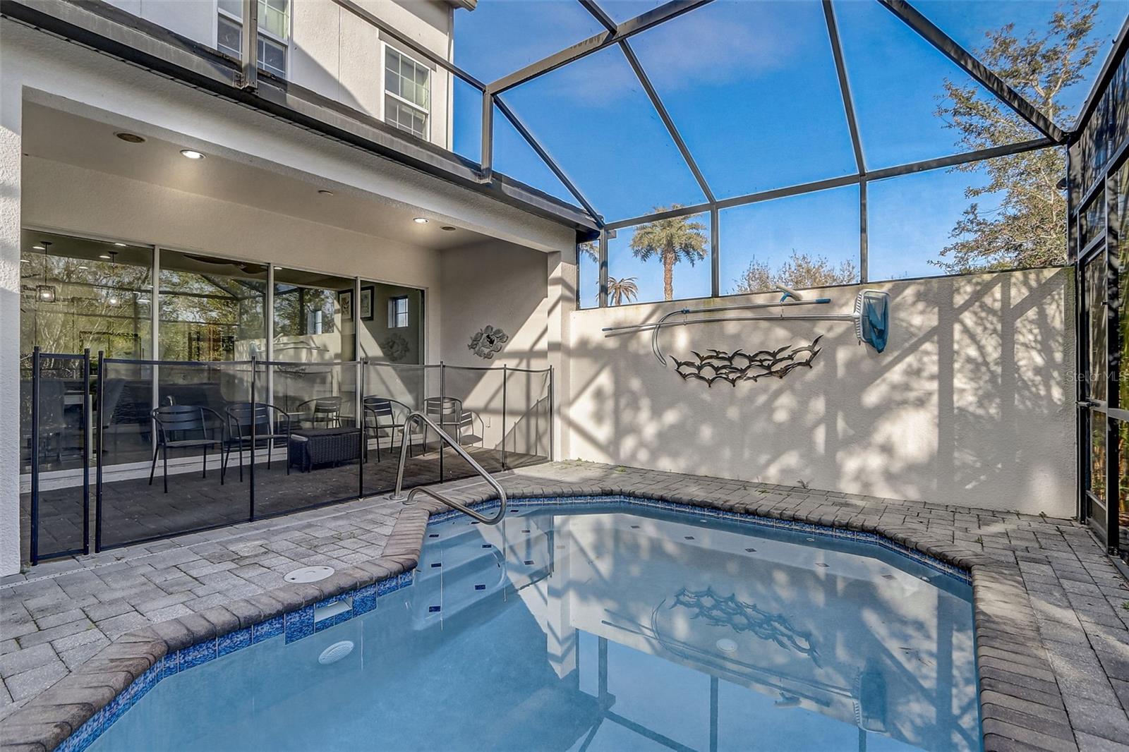 518 CAPTIVA DRIVE